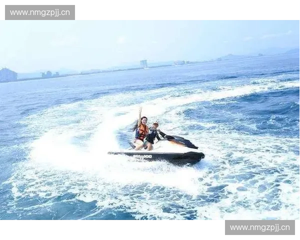 畅享极速海上之旅水上摩托带你体验刺激与自由的完美结合 畅享极速海上之旅水上摩托带你体验刺激与自由的完美结合